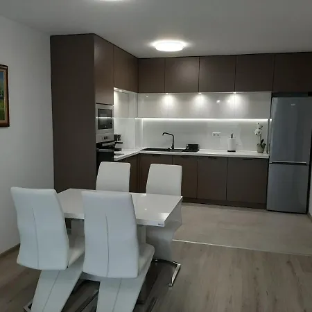 Deluxe 3 圣君士坦丁和海伦那