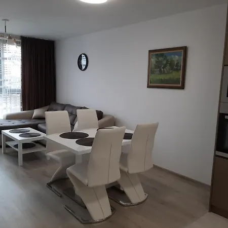 公寓 Deluxe 3 圣君士坦丁和海伦那