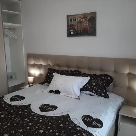 Deluxe 3 公寓 圣君士坦丁和海伦那