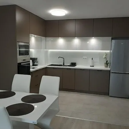 Deluxe 3 Appartement St Constantin et Helena