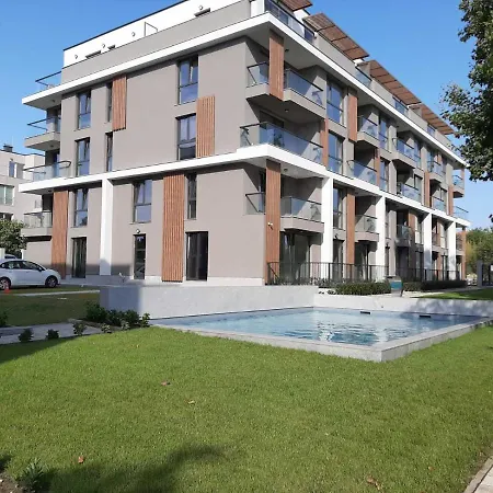 شقة Deluxe 3 سينتس قسطنطين وهيلينا